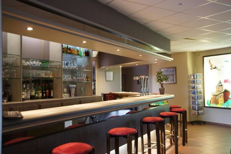 Logis Hotel Restaurant Le Sainte Mere Exterior foto